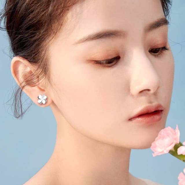 【KEDDY】耳環-耳針-耳飾-純銀耳環-四葉草-幸運草-耳釘-女生-小眾設計-白金耳環-個性-氣質-防過敏耳環-生日禮物