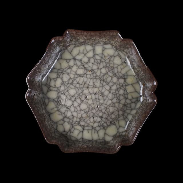 《博古珍藏》宋 官窯米黃釉葵口洗 早期收藏 老件瓷器  博物館級文物