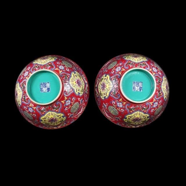 《博古珍藏》清雍正 紅釉粉彩花卉紋碗一對 宮廷珍藏 老件文物瓷器