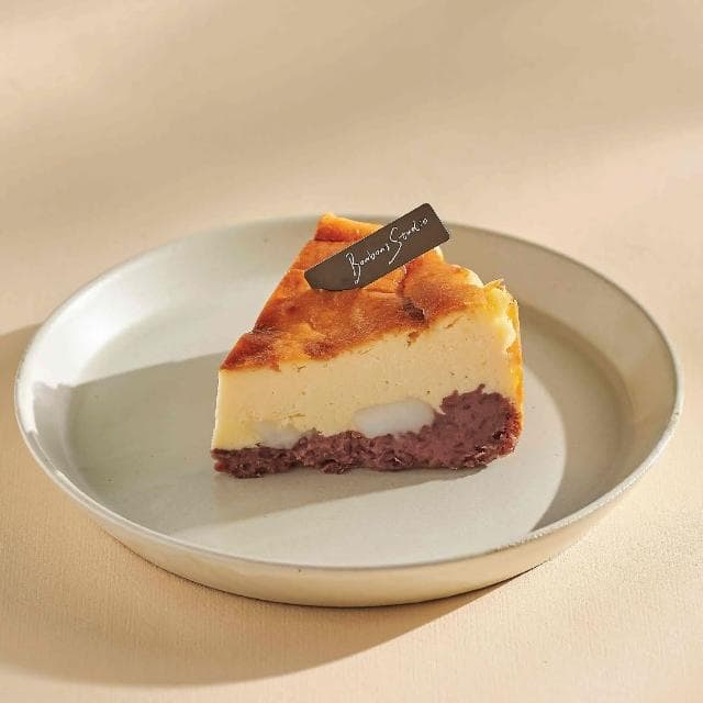 【Bonbons】Bonbons 超值優惠組！六吋黃金地瓜巴斯克+六吋萬丹紅豆麻糬巴斯克+設計款多功能保冷袋(蛋糕、乳酪、彌月、禮盒)