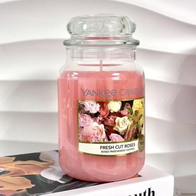 【YANKEE CANDLE】YANKEE CANDLE 香氛蠟燭 623g 仲夏之夜/裁剪玫瑰/夜半茉莉/紅樹莓/粉紅櫻花(櫻花香氛)《小平頭香水店》