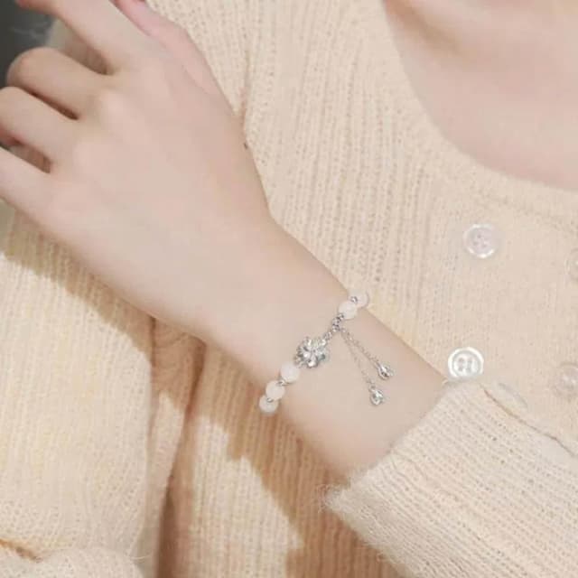 【A&R】S925純銀小桃花和田玉銀珠水晶手鍊附精美禮盒(招桃花 好人緣 平安 手珠 串珠 情人節 生日 禮物)