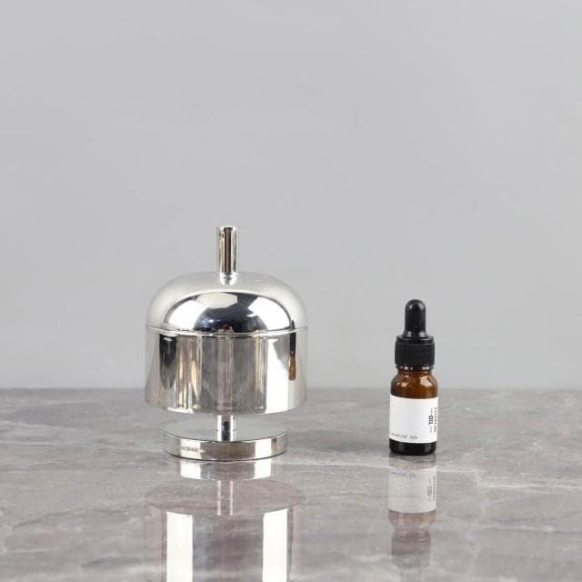 現代簡約金屬無火香薰香氛精油擴香器藝術擺件客廳臥室家居裝飾品