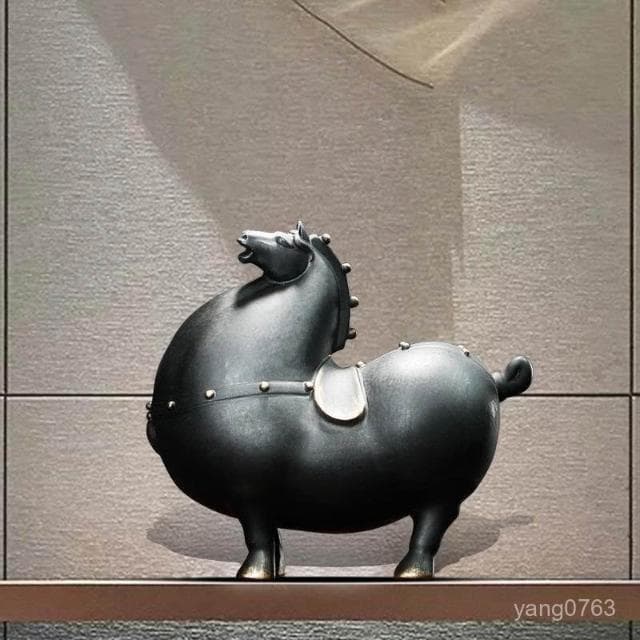 熱銷 創意辦公室擺件客廳桌麵動物馬工藝品招財陶瓷傢居酒櫃裝飾擺設品 入厝禮物 招財 招財擺飾 馬上有錢 玄關 喬遷禮物
