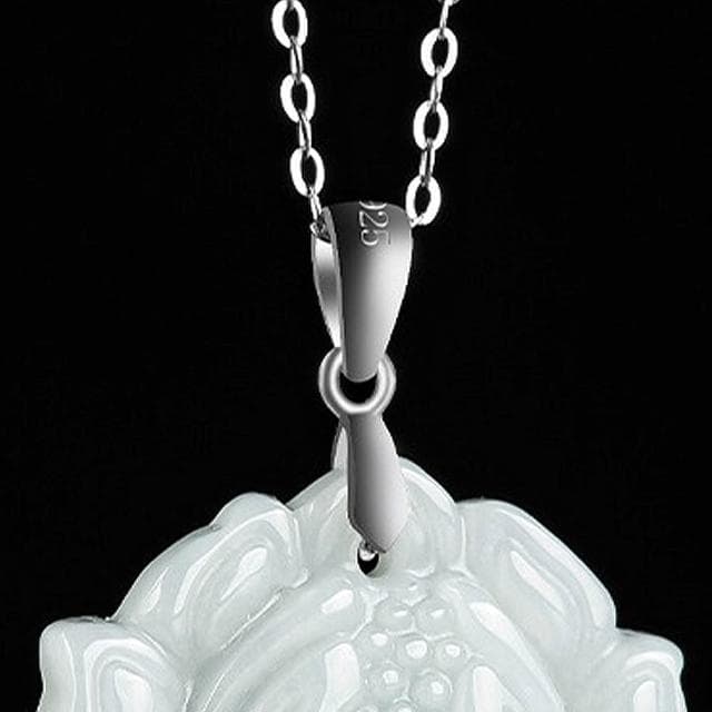【EMMA SUE】翡翠玉墜 蓮花項鍊 純銀項鍊 百搭飾品 玉項鍊 冰種玉 新中式 送長輩 禮物 玉石 玉佩 招財進寶