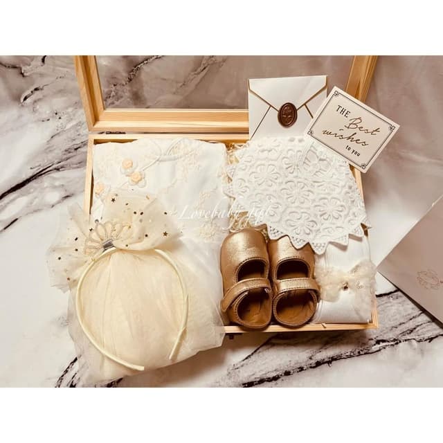女寶寶禮盒 中式旗袍系列·滿月禮·彌月禮盒·嬰兒禮盒·新生兒禮盒·滿月送禮·彌月禮·寶寶禮盒·週歲禮物·滿月送禮