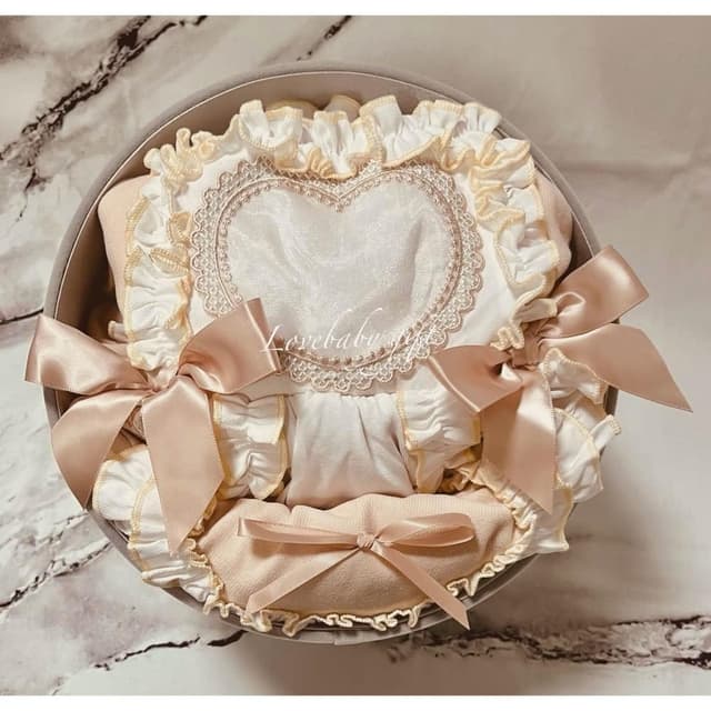 女寶寶禮盒 質感單品·重工蘿莉寶寶公主裙·彌月禮盒·滿月禮盒·嬰兒禮盒·新生兒禮盒·彌月禮·寶寶禮盒·女寶禮物·週歲禮物