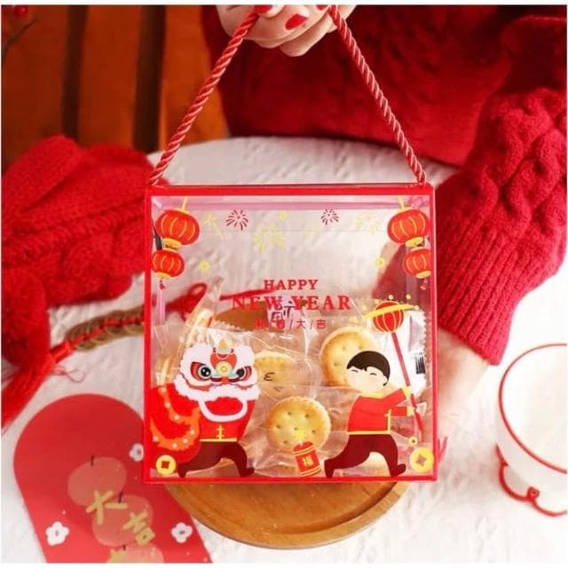 優選 台灣現貨 透明手提盒（買10送貼紙）新年 春節 過年手提禮盒 透明盒 透明手提盒 / 雪Q餅包裝盒 糯米船餅乾包裝