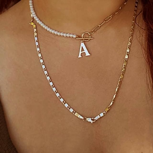 【CReAM】Amelia銅合金鍍14K金色 英文字母人工珍珠項鍊金色女項鏈(生日 禮物 送禮 禮盒)