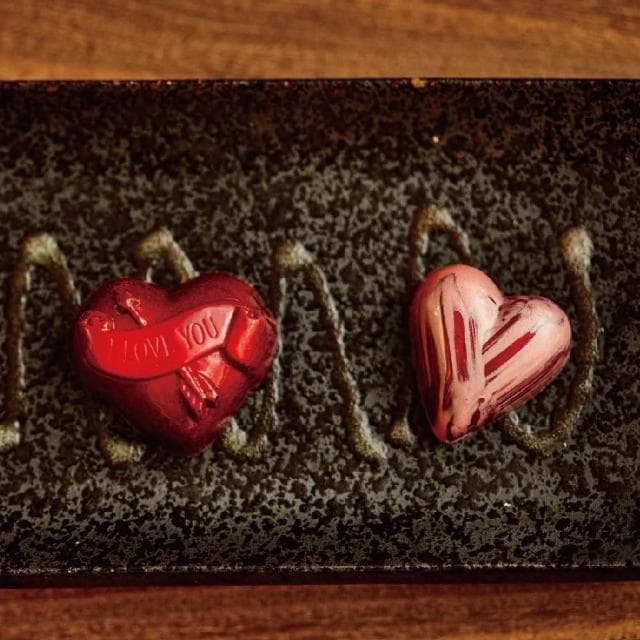 【巧克力雲莊】法式甜心繽紛禮盒9入-純手工含餡巧克力(附提袋_情人節送禮)