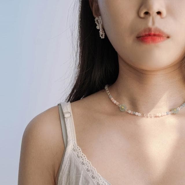 【Queenshop】QUEENSHOP_ S 女裝 正韓 925銀針珍珠花朵耳針式耳環 現+預 07030934