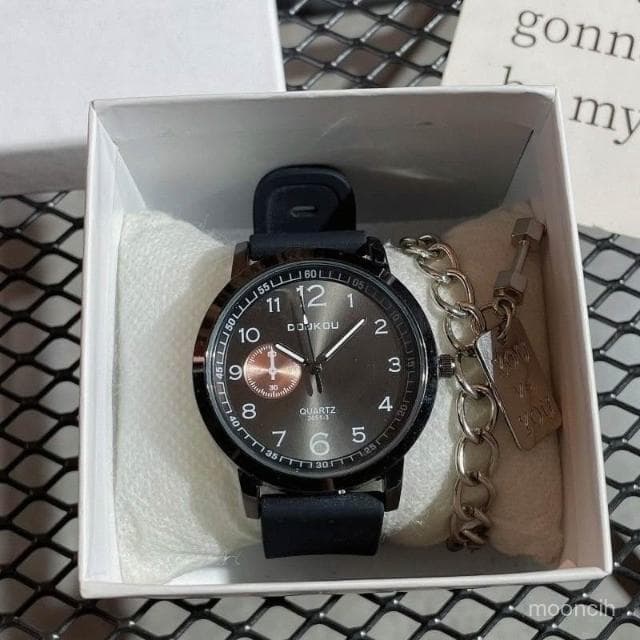 偉偉有道 潮流帥氣高級感手錶男女款高中學生簡約防水高顔值小衆冷淡風情侶