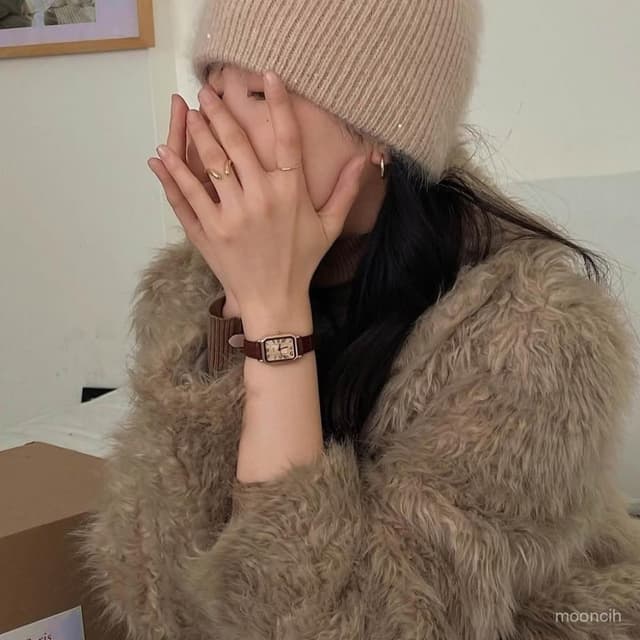 偉偉有道 【2071人收藏】手錶女複古輕奢羅馬刻度方形小衆設計女士高級感顯白文藝皮帶女錶