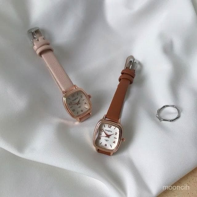 偉偉有道 女士手錶英國小衆女款學生高級ins風森係方形輕奢高級顯白石英錶