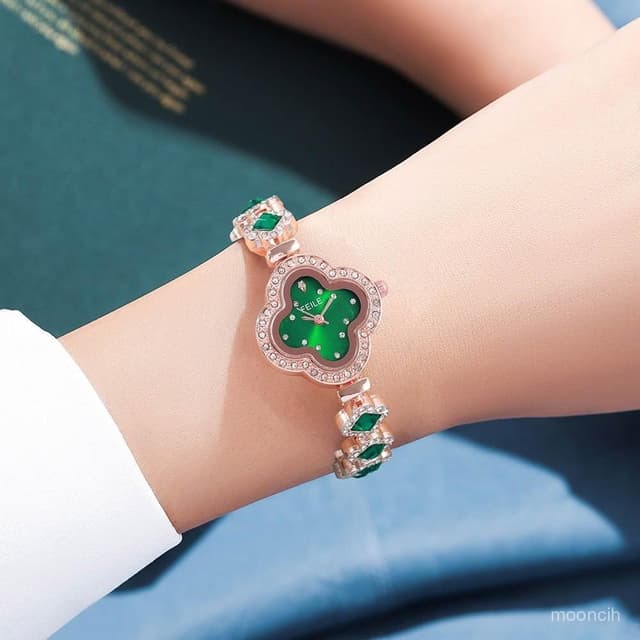 偉偉錶錶 手錶女款輕奢小衆高級設計感小巧氣質四葉草女士手鏈錶女士手錶