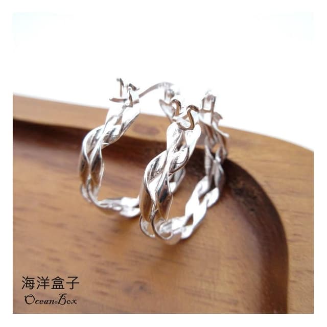 【海洋盒子】極簡亮面不規則扭轉線條S925純銀針式易扣耳環.圈圈耳環