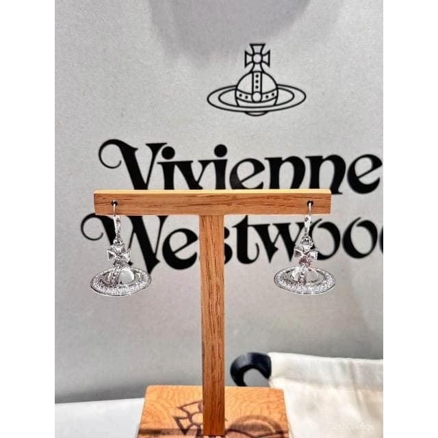 Vivienne Westwood專櫃品質PINA鉚釘立體透明珠土星耳環 個性耳環經典星球耳飾
