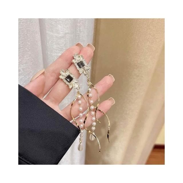 {遇見臻品}BG349韓國東大門耳環925銀針耳環歐美誇張復古珍珠女流蘇長版水鑽耳環珍珠長款水晶耳環復古不對稱格子耳飾