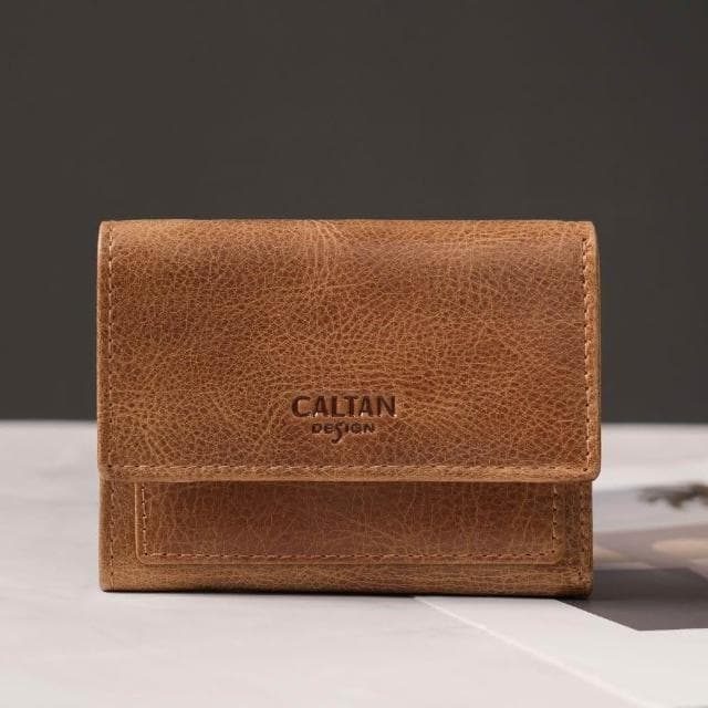 CALTAN DESIGN | 文藝三折扣式真皮短夾 075268 四色(真皮 中夾  皮夾 錢包 招財 母錢包)