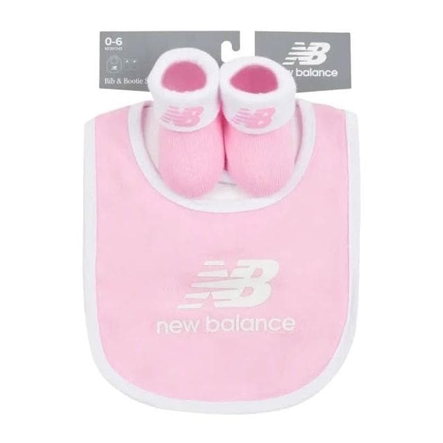 【NEW BALANCE】NEW BALANCE 學步鞋 圍兜 0-6個月 兩色 禮盒 彌月禮 寶寶禮物 口水巾 LAKB0105-
