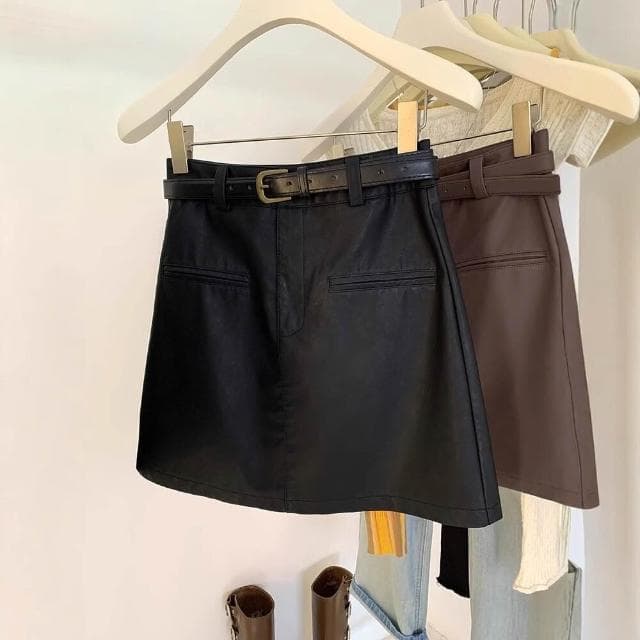 半身裙女短裙包臀裙女高級PU皮裙半身裙女春秋2025新款高腰氣質時尚包臀a字顯瘦短裙洋裝裙子皮短裙女約會生日氣質短裙女 