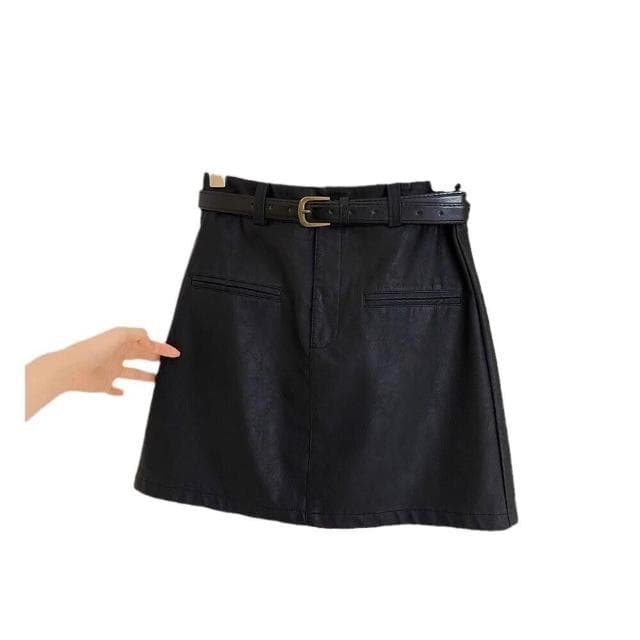 半身裙女短裙包臀裙女高級PU皮裙半身裙女春秋2025新款高腰氣質時尚包臀a字顯瘦短裙洋裝裙子皮短裙女約會生日氣質短裙女 