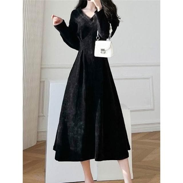 連衣裙女長裙洋裝裙子白色領赫本風法式連衣裙女2025春秋新款收腰顯瘦氣質女神範長裙a字長裙女約會生日禮服長款裙子女