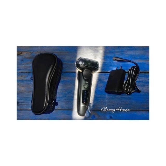 【Panasonic 國際牌】加贈開運御守唷！Panasonic國際牌ES-LV67-K日製防水五刀頭充電式電鬍刀