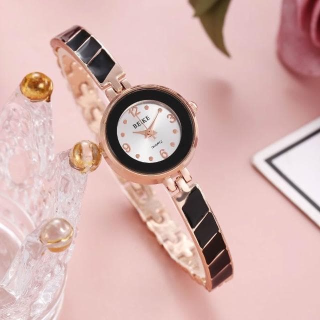 手錶女2025新款女款學生簡約石英錶高顏值ins風小巧精緻女士瑞士錶國高中生光動能腕錶氣質小眾女用手錶輕奢高級感精工錶