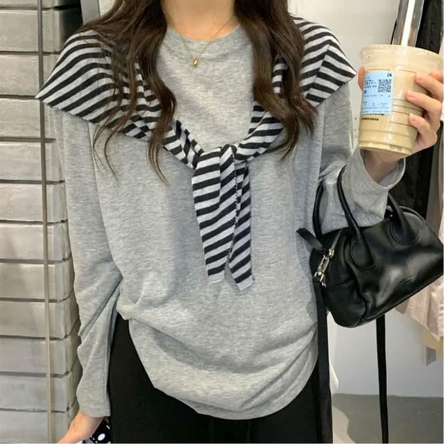 【FEE BABY】【Fee現貨11色新品】不規則三角素色條紋針織披肩圍巾🔥披肩 針織外套 連帽外套 針織 圍巾 斗篷 韓系女裝 針織