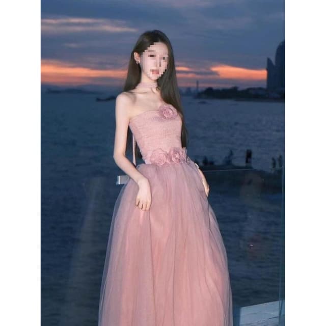 粉色甜美抹胸裙生日晚宴晚禮服輕奢小眾收腰連衣裙女夏季氣質長裙