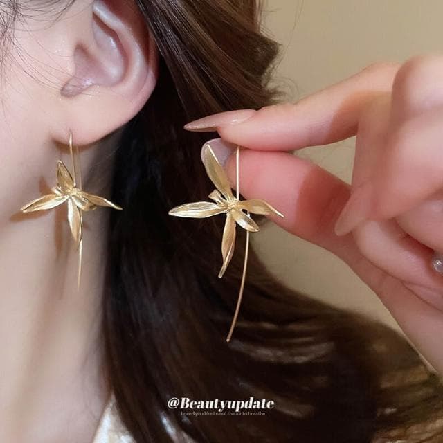 耳環超仙鸢尾花花朵耳環時尚百搭耳墜氣質優雅通勤耳飾輕奢高級感輕盈精緻輕奢高級韓國不過敏看不膩超閃耳環耳飾禮服配飾百搭禮物