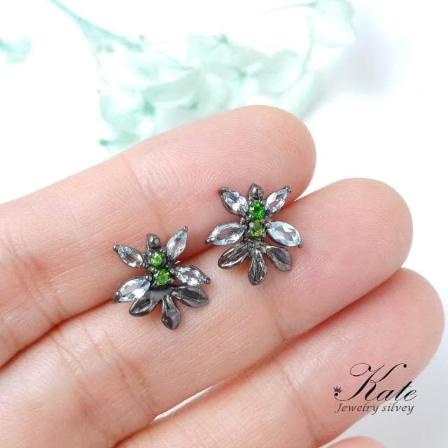 【KATE】銀飾 古典花朵天然拓帕石沙佛萊純銀耳環 手工耳環 針式耳環 拓帕石耳環 手工珠寶款 11月生日石 生日禮物 情人禮物