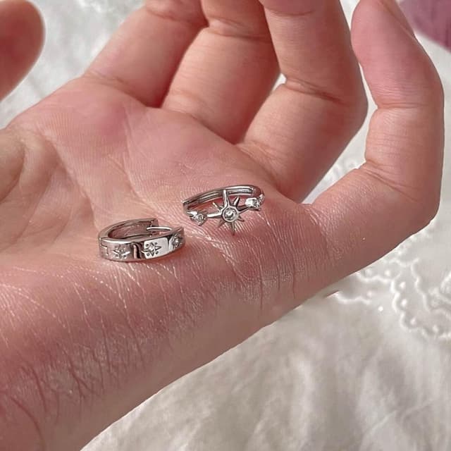 耳環小眾獨特不對稱六芒星锆石耳扣女設計高級感耳環輕奢耳飾耳環耳釘耳飾女生耳環法式耳環流行百搭耳釘生日禮物貼耳耳環