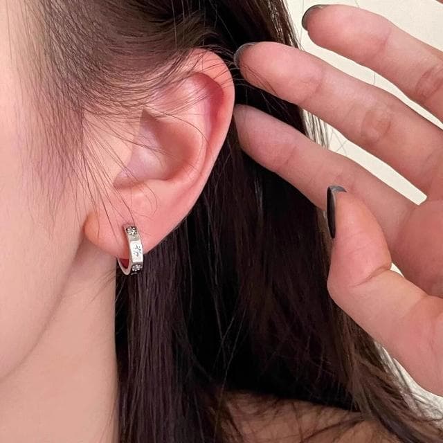 耳環小眾獨特不對稱六芒星锆石耳扣女設計高級感耳環輕奢耳飾耳環耳釘耳飾女生耳環法式耳環流行百搭耳釘生日禮物貼耳耳環