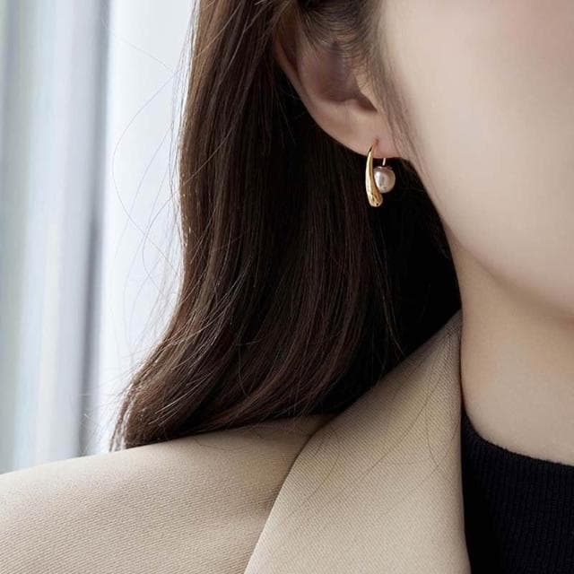 耳環法式極簡高級感珍珠耳環新款氣質輕奢耳圈小眾設計感耳飾耳環珍珠耳釘耳飾女生耳環法式耳環流行百搭耳釘生日禮物貼耳耳環