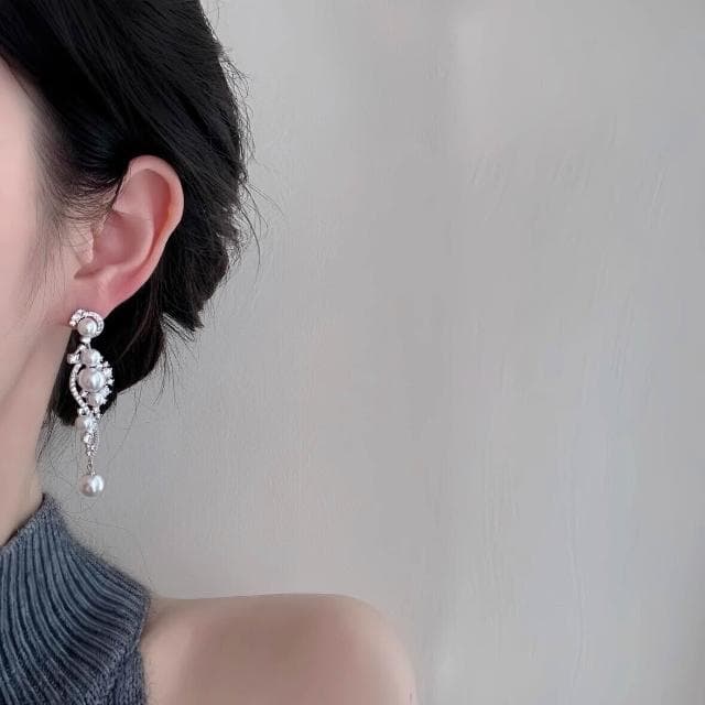 耳環輕奢小眾高級感長款流蘇珍珠耳環女名媛同款時尚百搭氣質锆石耳釘耳環耳釘耳飾女生耳環法式耳環流行百搭耳釘生日禮物貼耳耳環