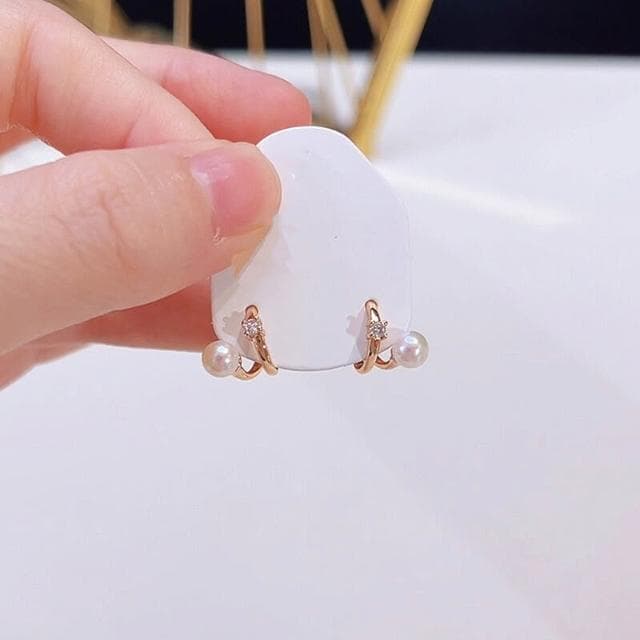 耳環珍珠耳釘女甜美簡約時尚高級感锆石耳環小眾百搭精致氣質耳飾耳環耳釘耳飾女生耳環法式耳環流行百搭耳釘生日禮物貼耳耳環