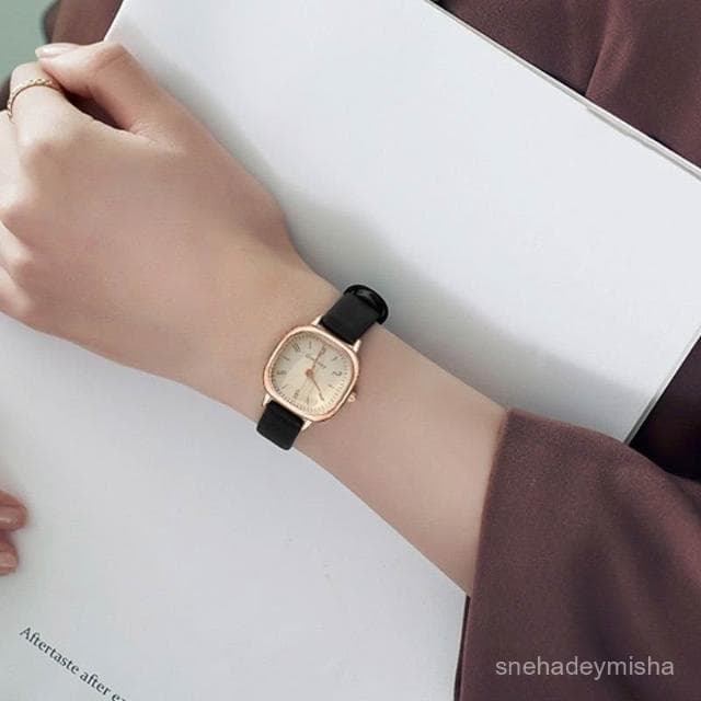 小李甄選  【1353人好評】方形手錶女款初高中學生高顔值小衆輕奢高級感方糖女生考試用石英
