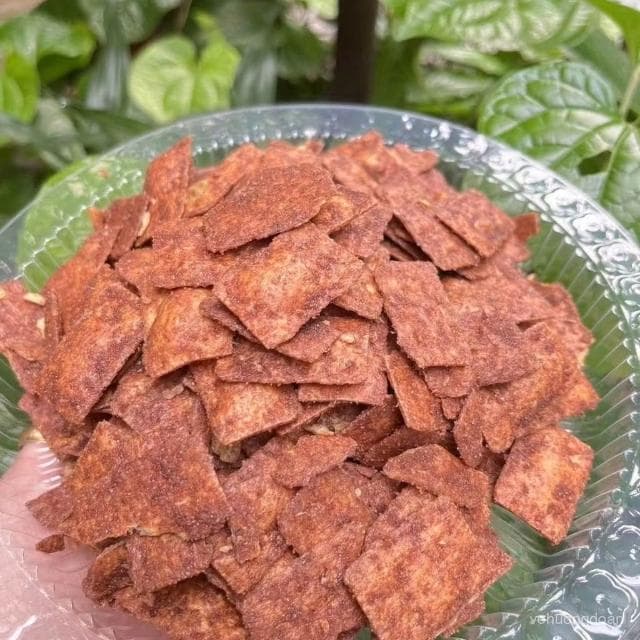 心心相印 越南網紅巧克力脆現貨黑巧克力薄脆片零食300g巧克力脆塊原裝薄片