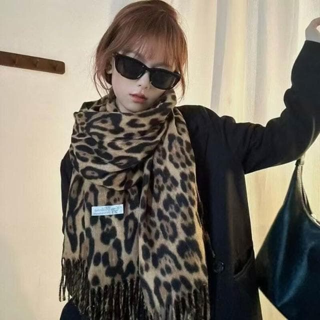 圍巾女秋冬加厚仿羊絨圍巾女保暖長款披肩圍巾韓系氛圍感學生圍脖保暖披肩圍巾質感圍巾冷氣披肩空調百搭保暖圍脖防風圍脖韓版圍巾