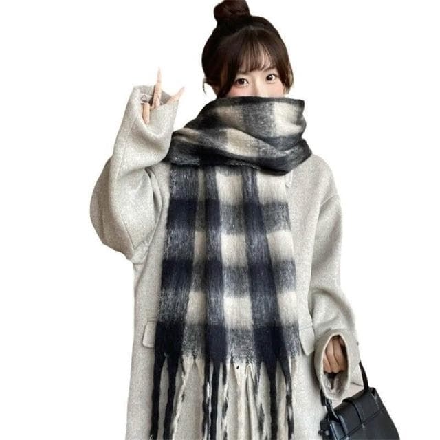 圍巾女秋冬格子圍巾高級感女士保暖新款仿羊絨流蘇女士圍脖披肩保暖披肩圍巾質感圍巾冷氣披肩空調百搭保暖圍脖防風圍脖韓版圍巾