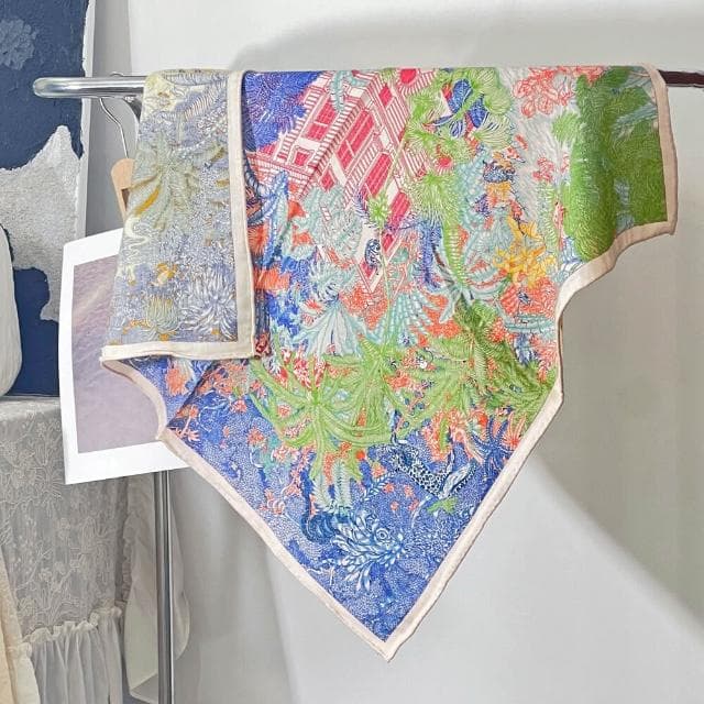 比比優精選 雙面雙色 動物狂歡 真絲 羊毛絲巾 披肩百搭圍巾