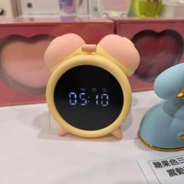 【100%】蜜糖鬧鐘 禮物貓 送女友禮物 情人節禮物 女孩鬧鐘 智能鬧鐘 吸震小鬧鐘 生日禮物 數字鬧鐘 定時鬧鐘 交換禮物