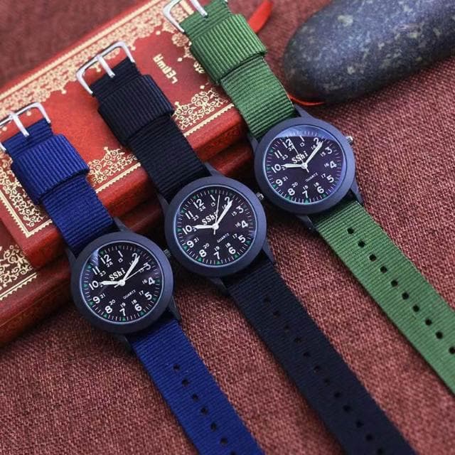 兒童手錶男孩簡約防水防摔機械錶男女生運動電子錶國高中小巧靜音考試手錶小學生多功能指針手錶小朋友高顏值手錶兒童生日禮物