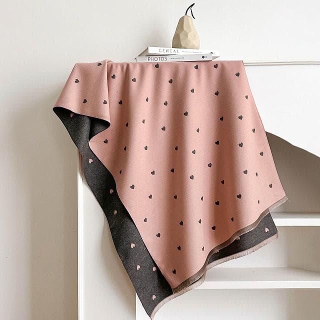 圍巾女秋冬季心型紋理拼色時尚的雙面用女士仿羊絨保暖圍巾空調圍脖披肩披肩圍巾質感圍巾冷氣披肩空調保暖圍脖防風圍脖韓版圍巾