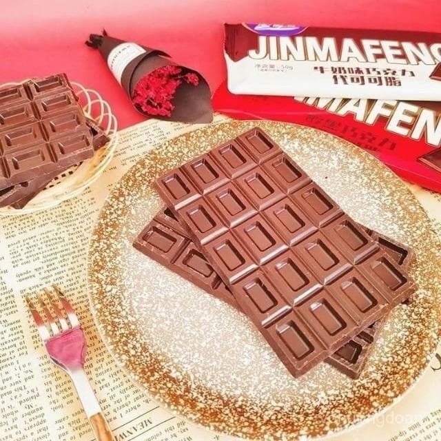 心心相印 醇黑巧克力大闆大塊磚磚塊牛奶味代可可脂盒裝懷舊批髮價小零食