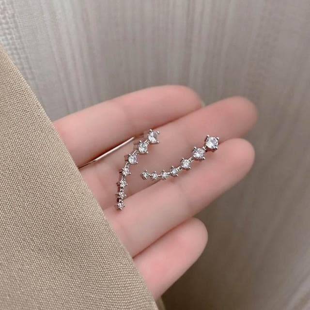 排鑽 耳環 造型 耳扣 亮鑽 閃鑽 現貨 閃亮 質感 女生耳環 耳飾 鋯石 獨特 耳勾 氣質 輕奢 優雅 SE124