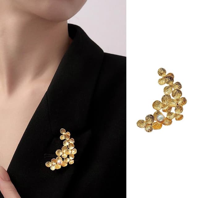 【EMMA SUE】女髮飾 手工胸針 珍珠胸針 造型別針 小眾飾品 胸針 別針 胸花 收腰別針 包包飾品 生日禮物 優雅胸針 圍巾扣 