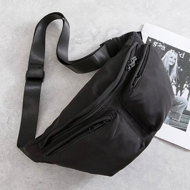【LEESA】尼龍包包\休閒包包\女包\包包hobo包\大容量單肩包\工裝包\軍綠色包包\黑色包包\生日禮物\斜背包\水餃包
